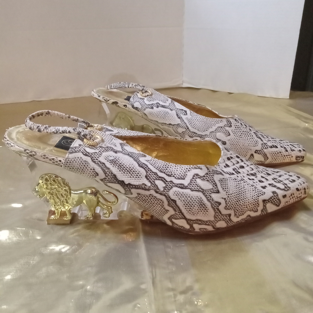 Elegant Snake Print Slingback Heels with Gold Accent